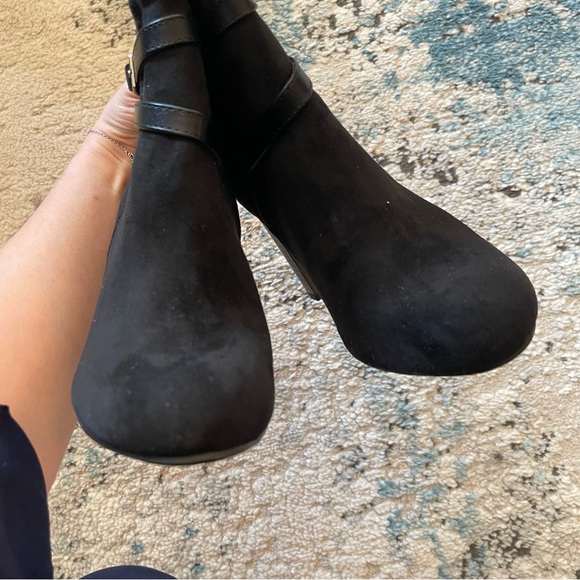 Lauren Conrad Haworthia Tall Boots - Picture 6 of 12